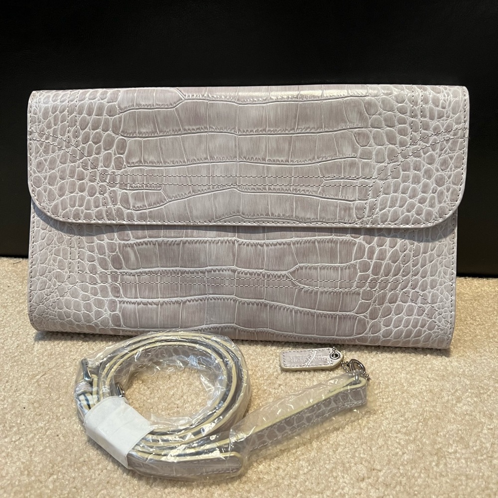 Elegant Gray Crocodile-Embossed Clutch